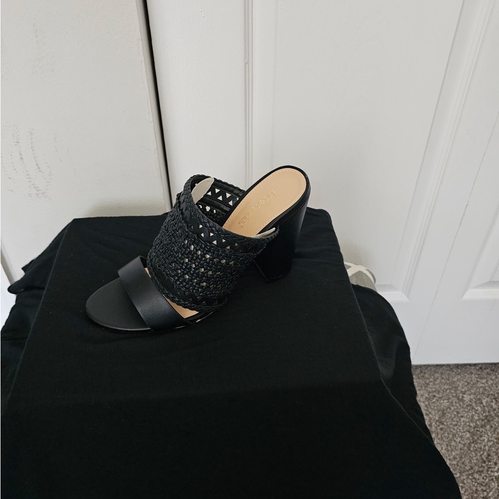 Women's Black Woven Heeled Sandals